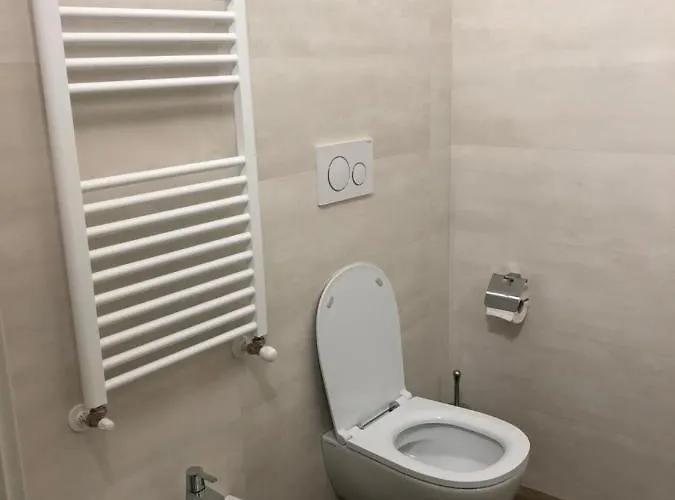 Il Bacio לינה וארוחת בוקר מודוניו